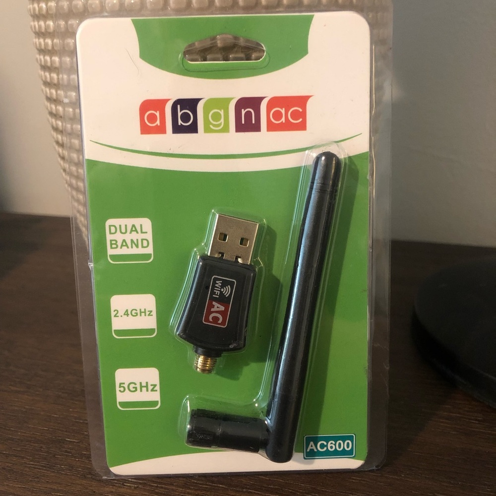 NEW, Never Used USB WiFi Antenna. Dual Band. 2.4GHz, 5GHz